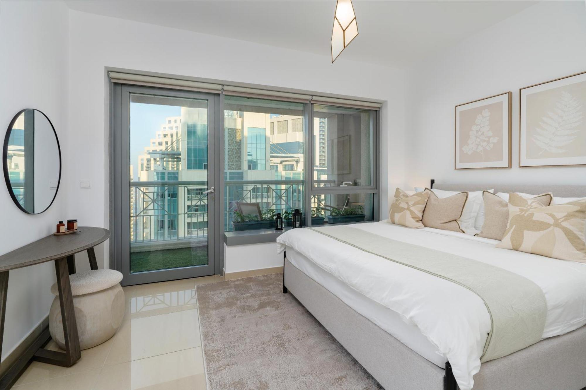 Luxury High Floor 1br With Full Burj Khalifa View By *